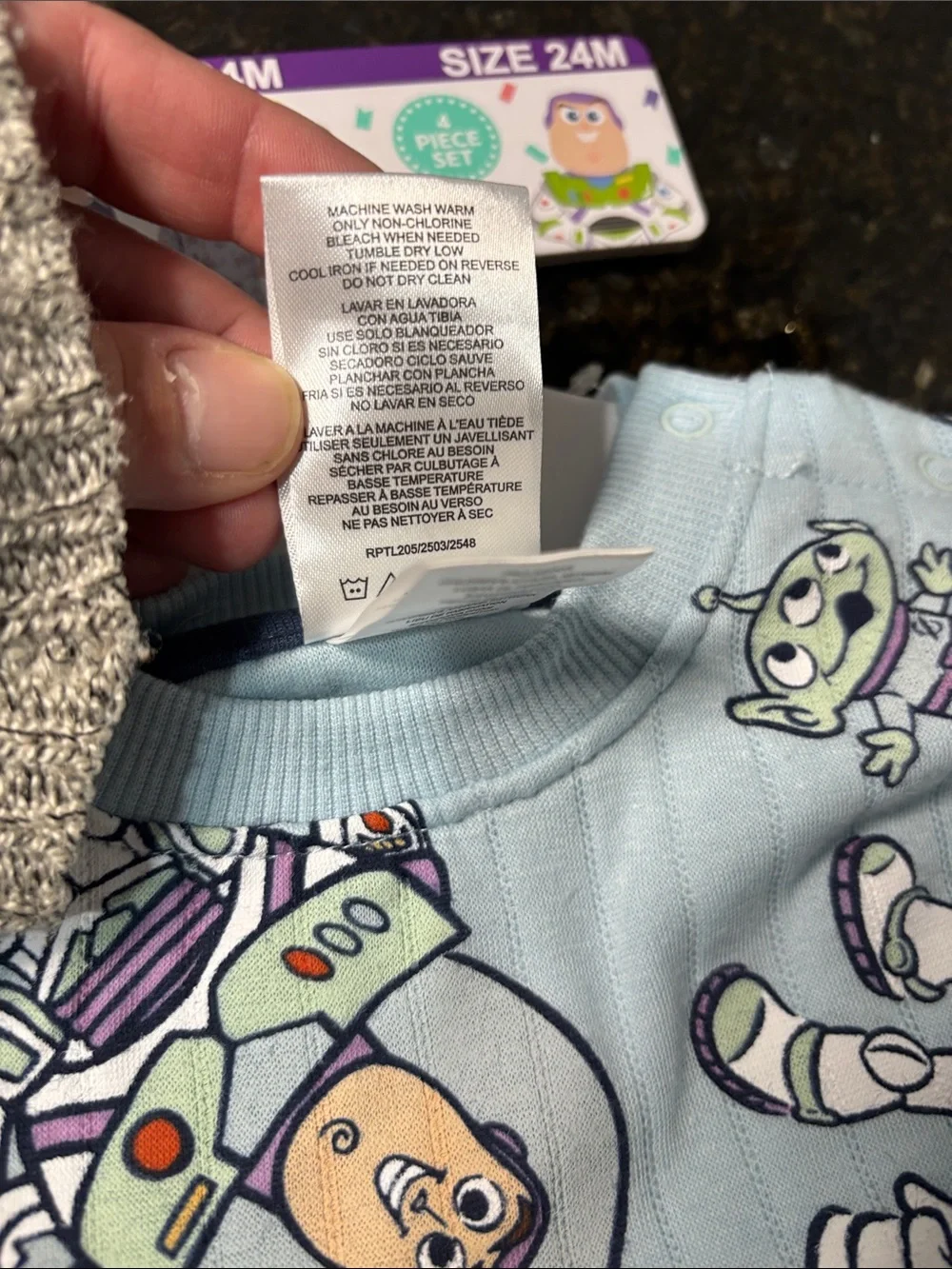 DISNEY Baby NWT 4-piece set, lightweight crew w/matching pants and 2 bodysuits